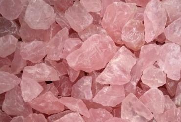 Khám Phá Bí Quyết Chọn Đá Phong Thủy Tăng Vận Khí Cho Người Tuổi Tuất