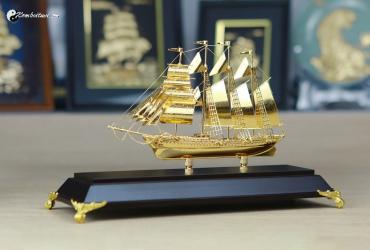 Bí Mật Chưa Tiết Lộ: 7 Cách Đặt Thuyền Buồm Phong Thủy Giúp Tiền Tài Đổ Về Ào Ạt