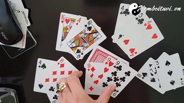 Xem bói bài tây 52 Lá hàng ngày Chính Xác Nhất