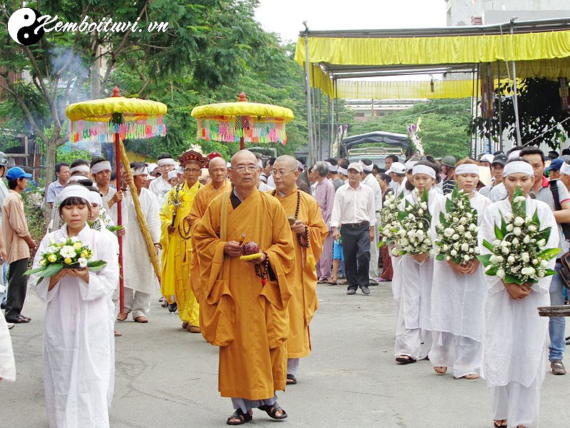 Đọc Kinh Sám Hối Tiêu Nghiệp: Hành Trình Thanh Lọc Tâm Linh Theo Đạo Phật