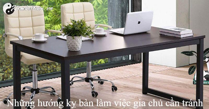 Khám Phá Bí Quyết Chọn Hướng Bàn Làm Việc Để Người Sinh Năm 1967 Đón Tài Lộc và Thành Công