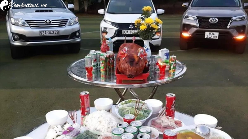 Lễ C&uacute;ng Xe Mới - Nghi Thức Truyền Thống Mang Lại B&igrave;nh An Tr&ecirc;n Mọi H&agrave;nh Tr&igrave;nh