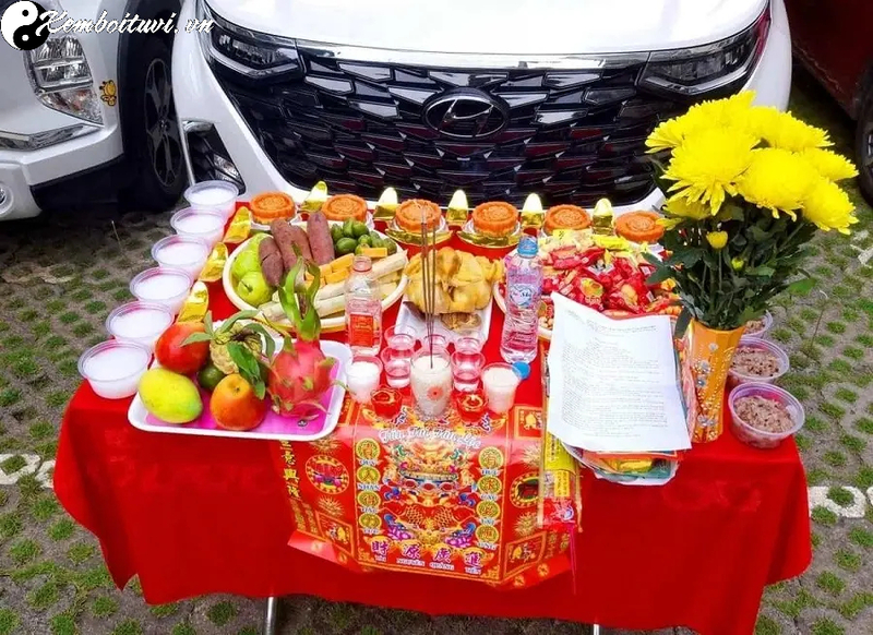 Lễ C&uacute;ng Xe Mới - Nghi Thức Truyền Thống Mang Lại B&igrave;nh An Tr&ecirc;n Mọi H&agrave;nh Tr&igrave;nh
