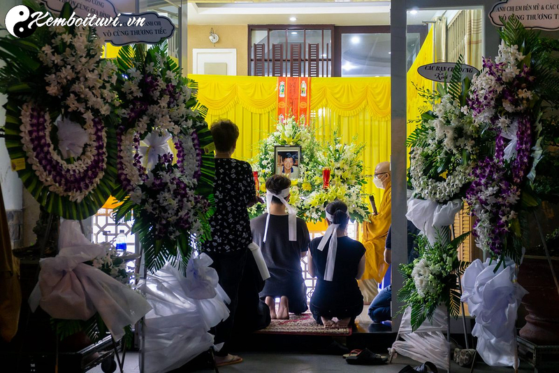 Phong Tục Đ&aacute;m Tang Miền Nam: Truyền Thống Văn H&oacute;a Đặc Sắc Qua C&aacute;c Thế Hệ