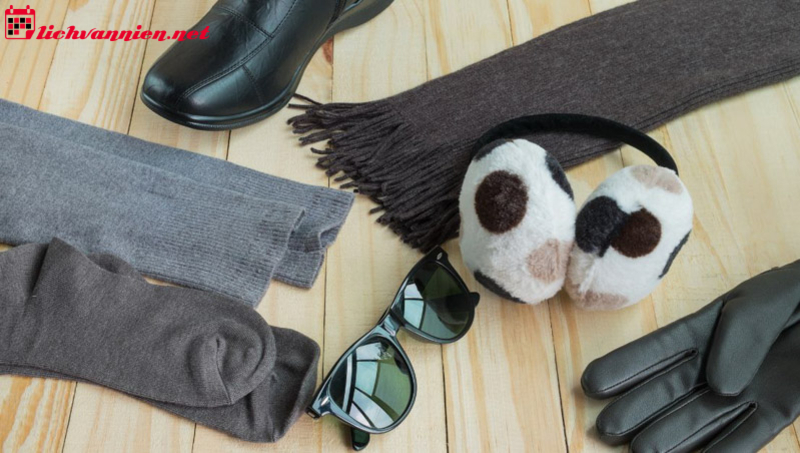 Bí Quyết Chọn Trang Phục Và Phụ Kiện Hợp Phong Thủy Cho Mùa Đông Ấm Áp