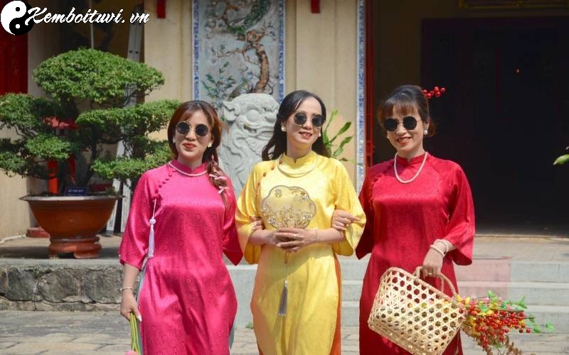 Tuổi Xông Đất Cho Gia Chủ Sinh Năm 2003 - Lựa Chọn Hợp Mệnh Mang Lại May Mắn