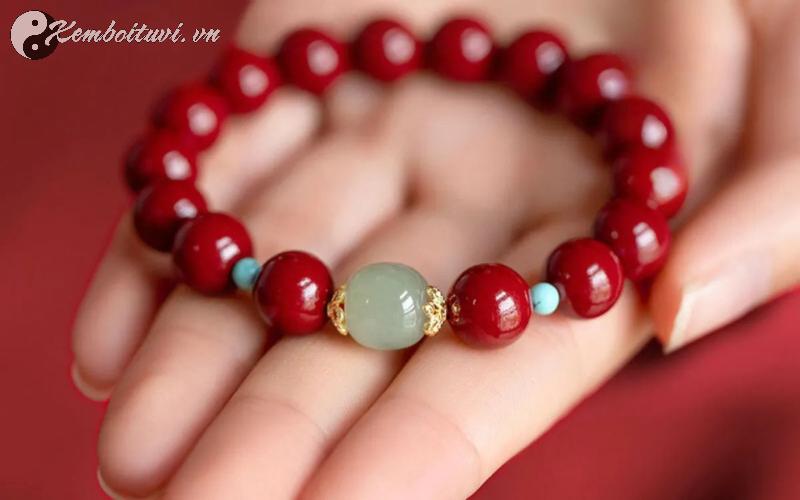 Chu Sa Trong Phong Thủy: Bí Mật Hóa Giải Tà Khí, Thu Hút Tài Lộc Mà Ít Ai Biết!